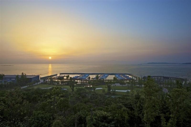 Suzhou Hanyuan Yacht&Resort Hotel Exterior photo